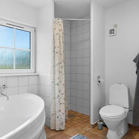 Dior - 300m From The Sea By Interhome *