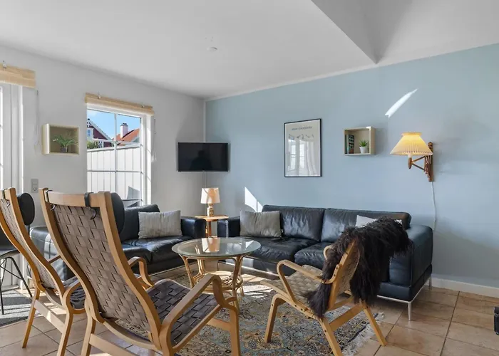 Dior - 300m From The Sea By Interhome *